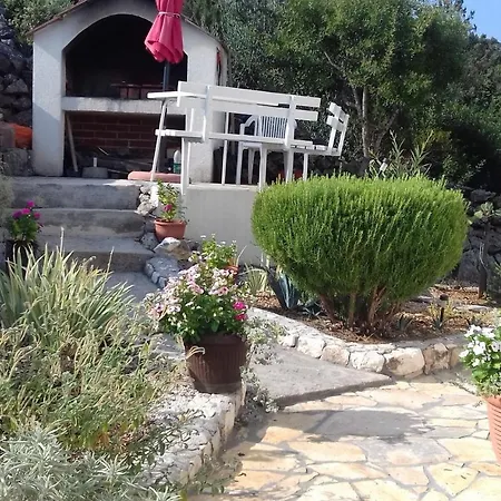 A4 - Modern Apt W Terrace 3 Min Walk To Beach * Vinišće